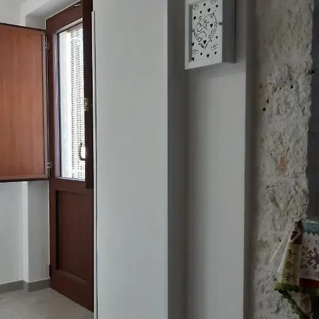 Pietra d'angolo Locorotondo Esterno foto